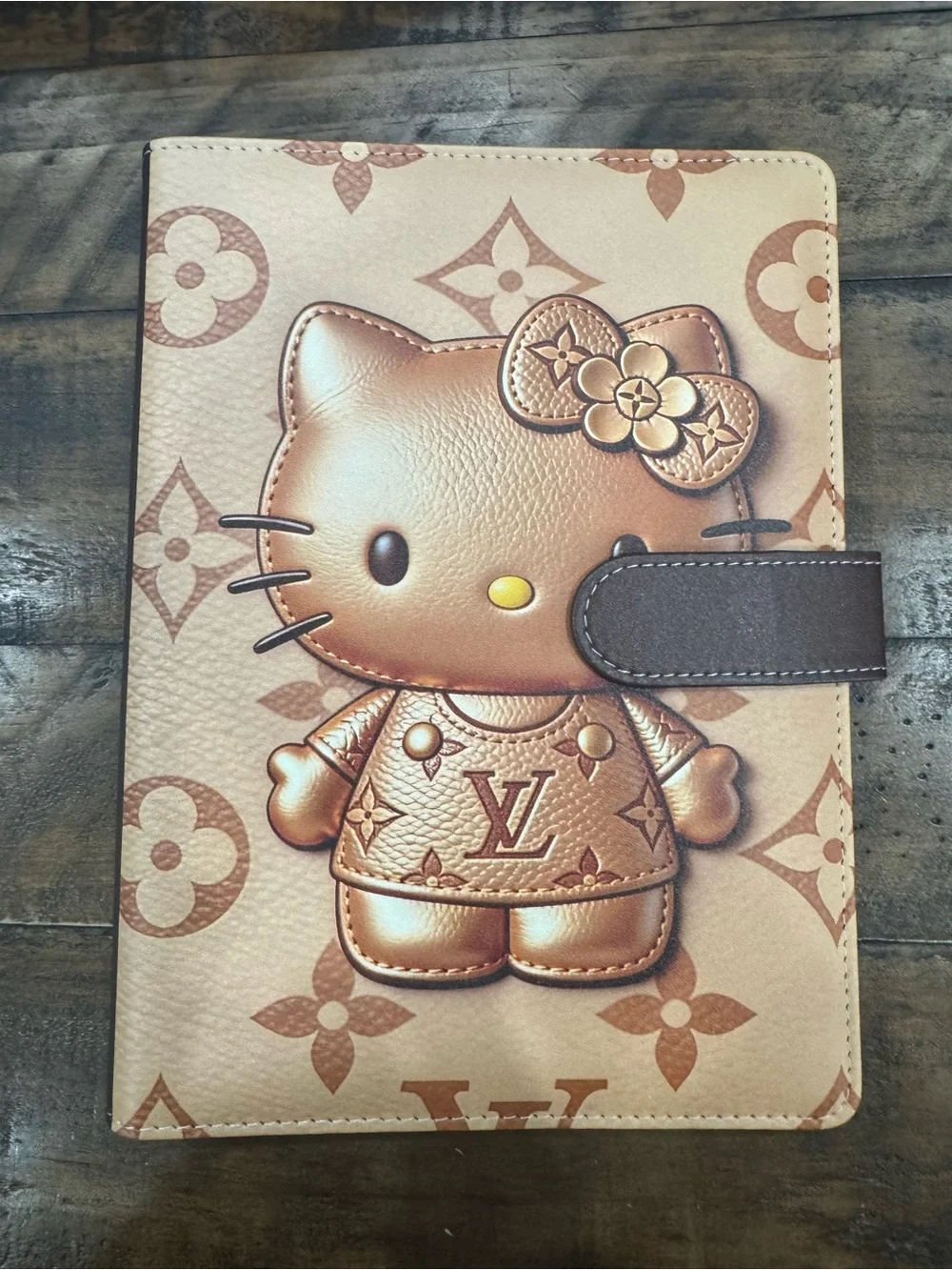 Luxury Inspired Hello Kitty size A5 6Ring Binder NWOT